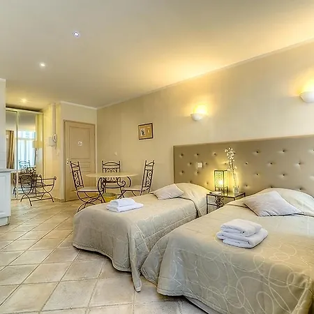 Chryseis * Κάννες