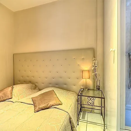 Chryseis Apartment