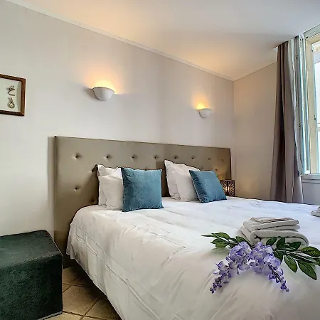 Chryseis Apartment