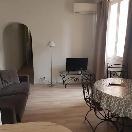 شقة ريسيدانس كريسيس كان